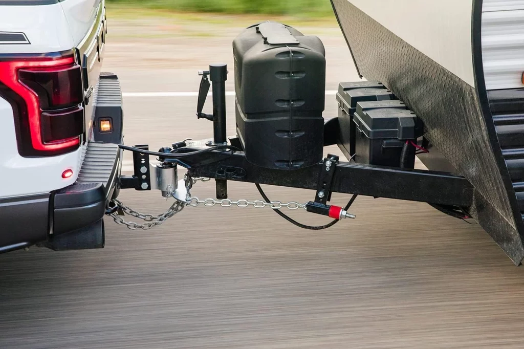 the-right-trailer-hitch-can-make-all-the-difference-when-towing