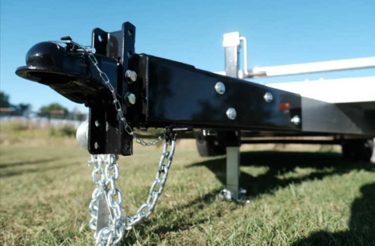What Are the Key Safety Measures When Using a Trailer Winch