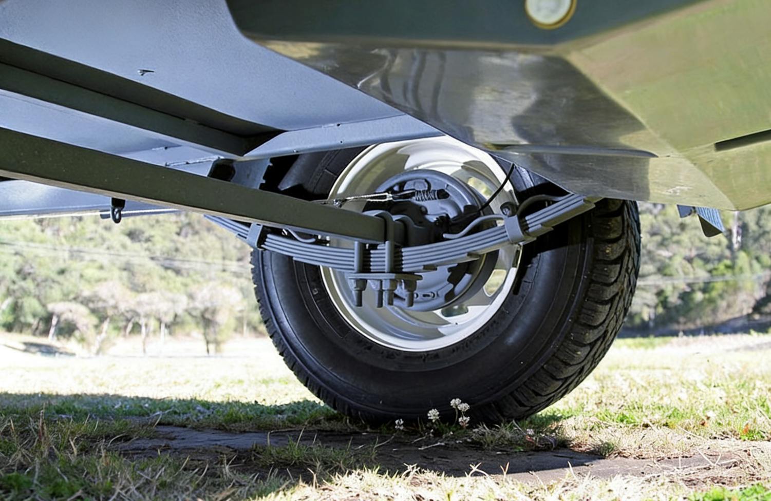 Why Leaf Springs Are the Backbone of Trailer Stability